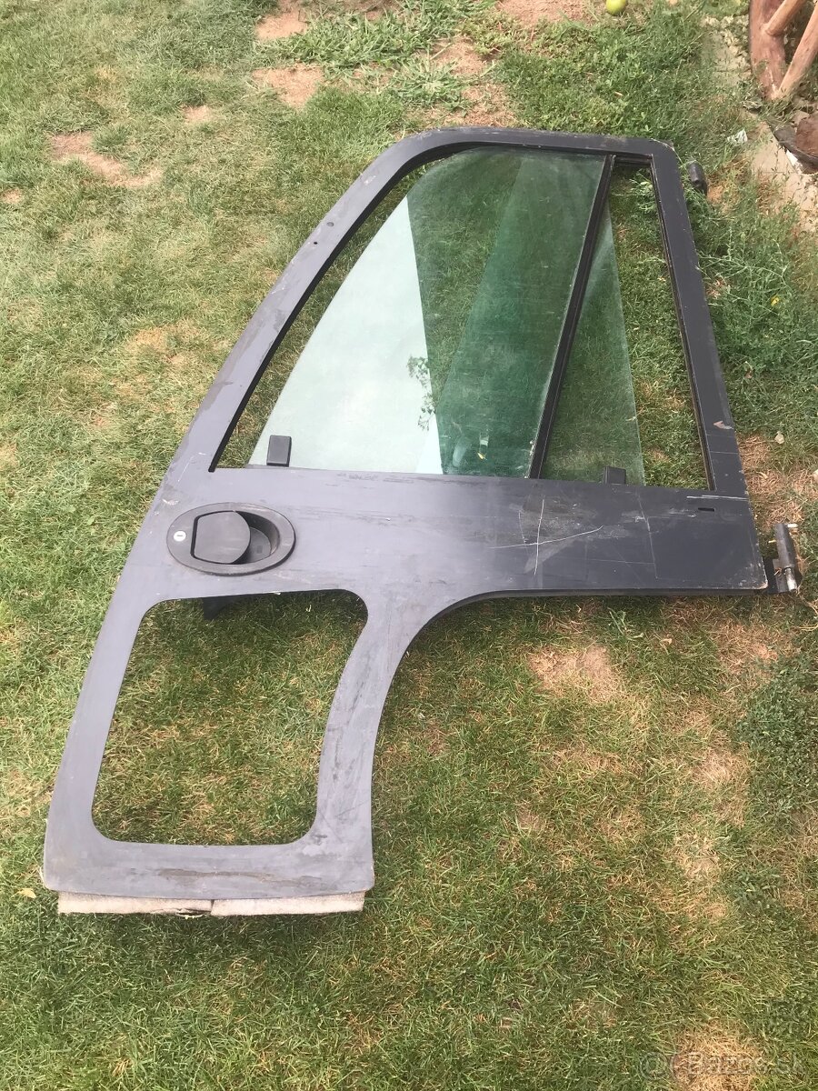 Predám na náhradne diely dvere na VZV Still RX - 2