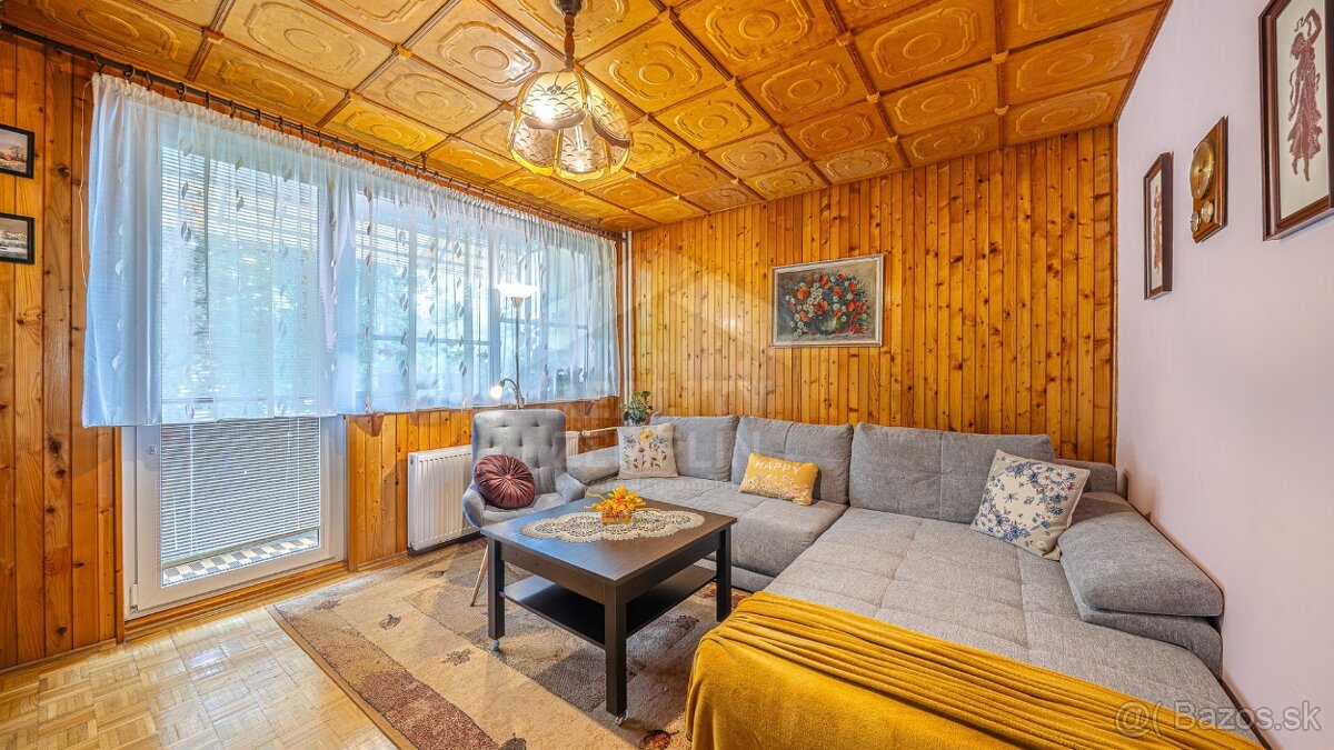 3i chyžka, loggia, zeleň, Užhorodská - 2