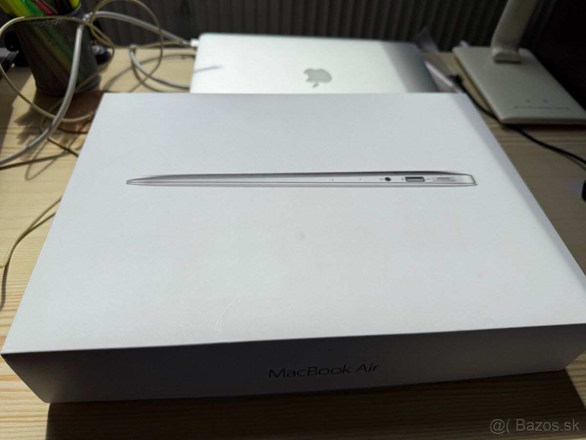 Predám MacBook Air 13” 2017 - 2