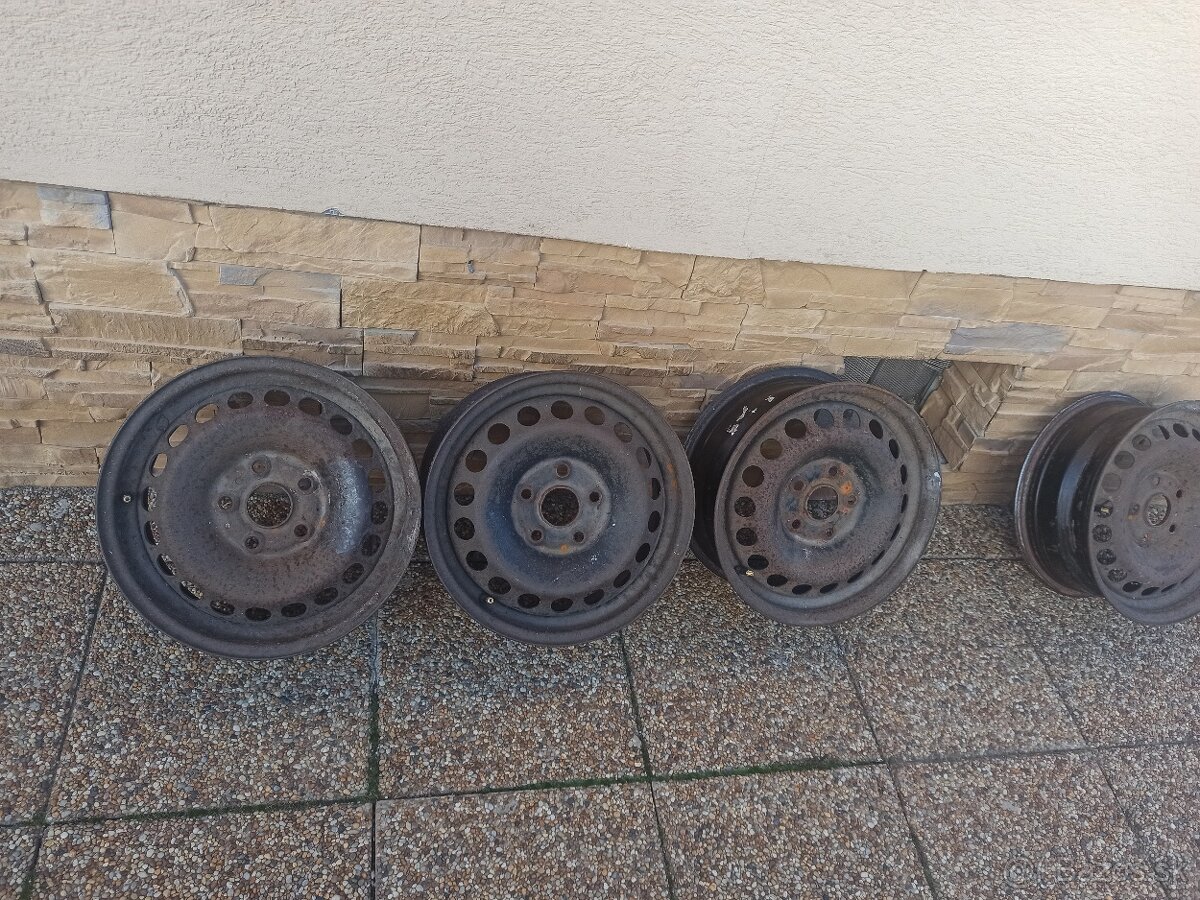 Predám plechové disky R15 - 2