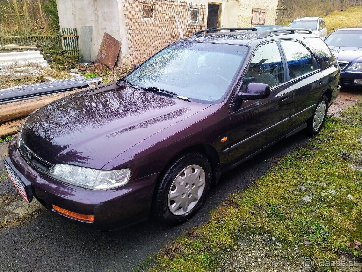 Honda Accord Aerodeck 2.2i automat - 154 000 KM - DVA VOZY - 2