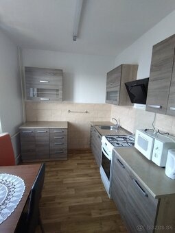 Prenájom 2.izbového bytu v Prievidzi - 2