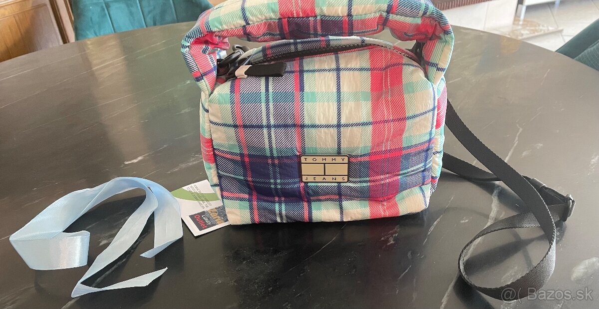 Textilná kabelka Tommy Jeans,nová s visačkou,29€ - 2