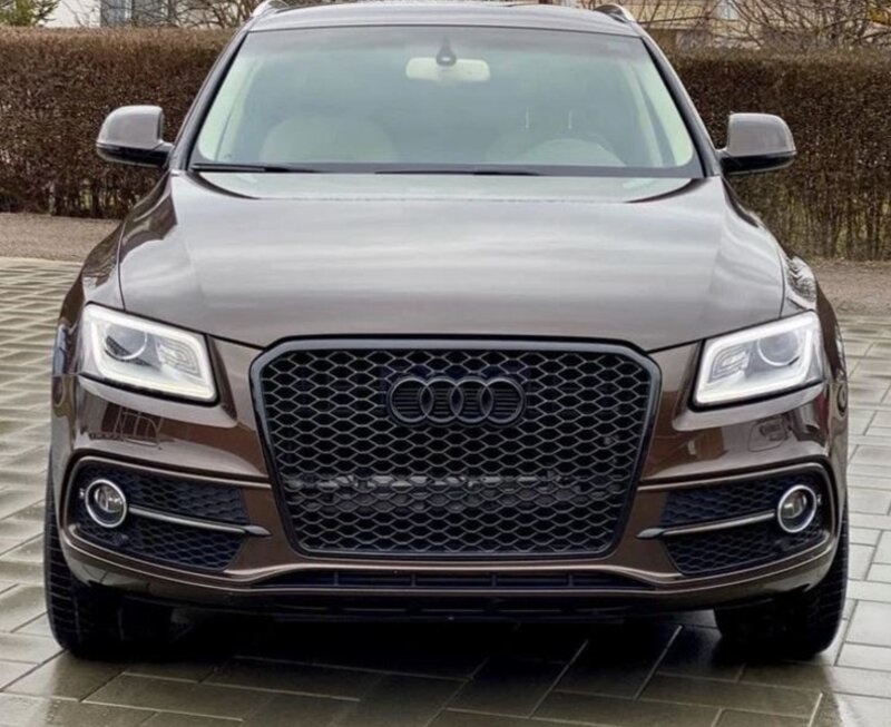 AUDI Q5 8R FACELIFT predná maska / HONEYCOMB - 2