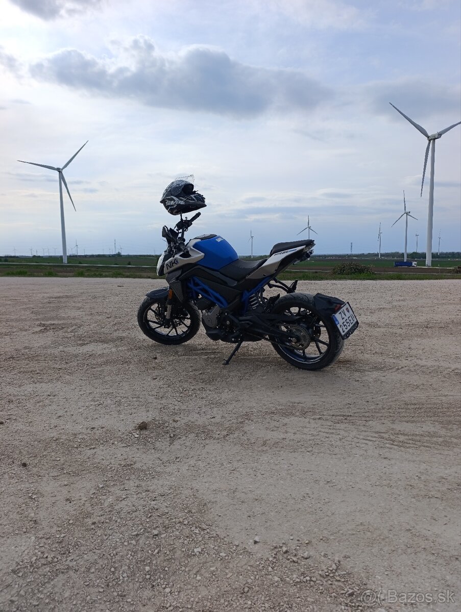 Cfmoto 300NK - 2