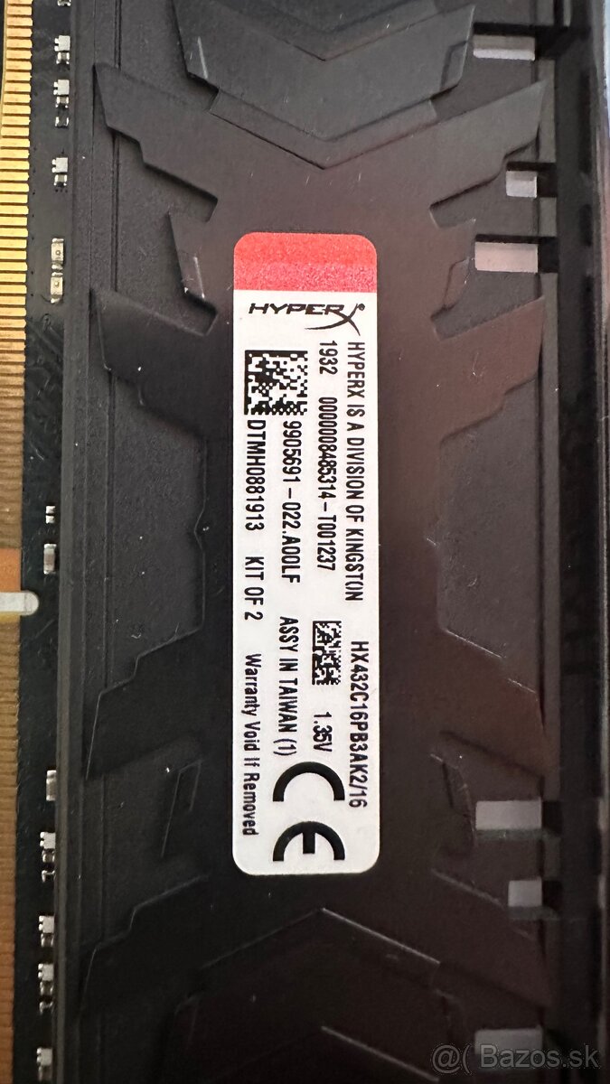 HyperX 16 GB KIT 3200Mhz DDR4 CL16 Predátor RGB - 2