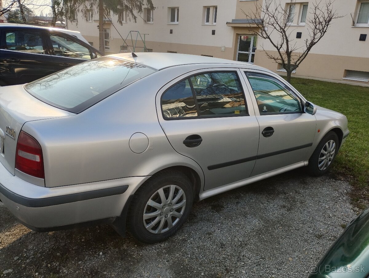 Škoda Octavia 1 - 2