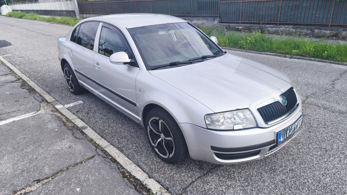 Škoda Superb 2.0 TDi - 2