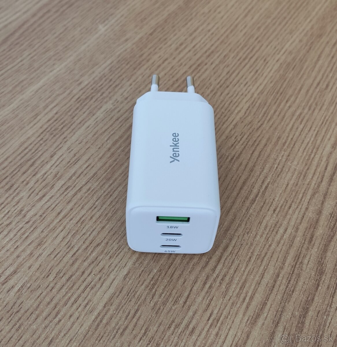 Predám nabíjačku Yenkee 65W - 2
