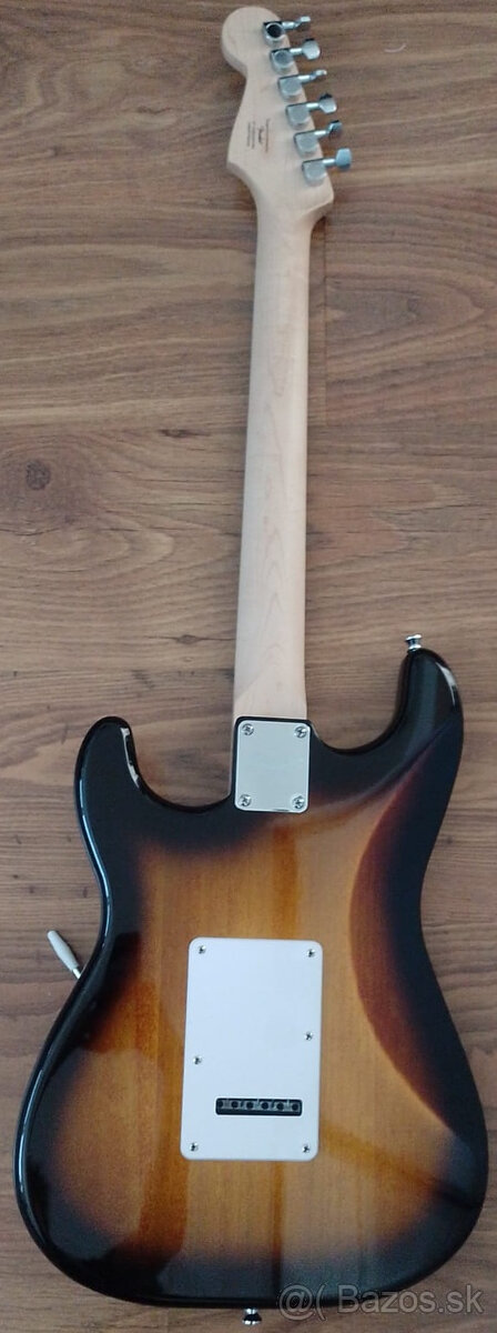 Predám gitaru Squier by Fender sonic strat sunburst - 2