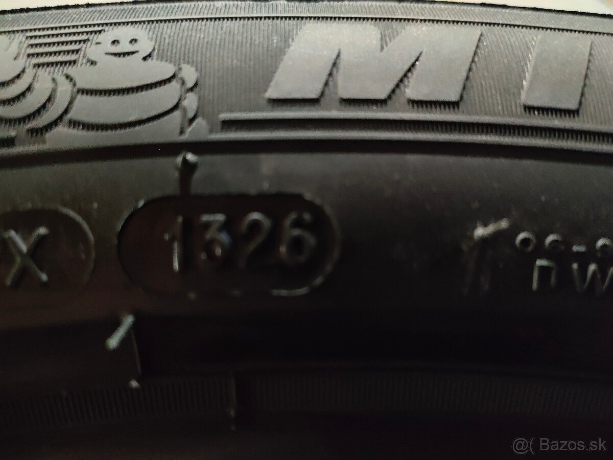 Celoročne Michelin 235/50 R19 - 2