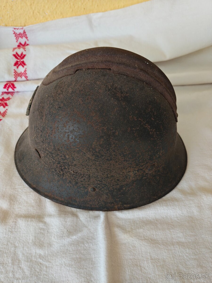 Hasičská prilba - 2