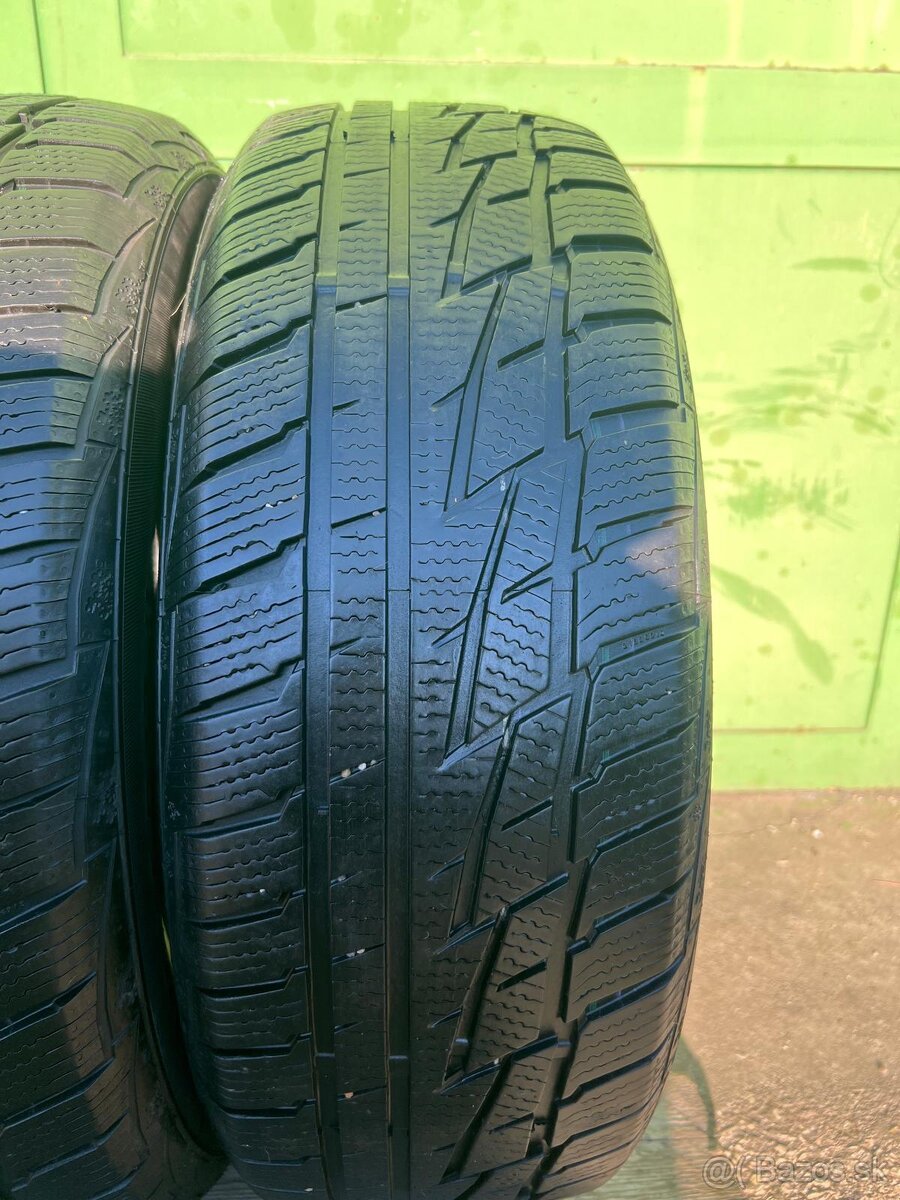 Zimné pneumatiky matador 235/65R17 - 2