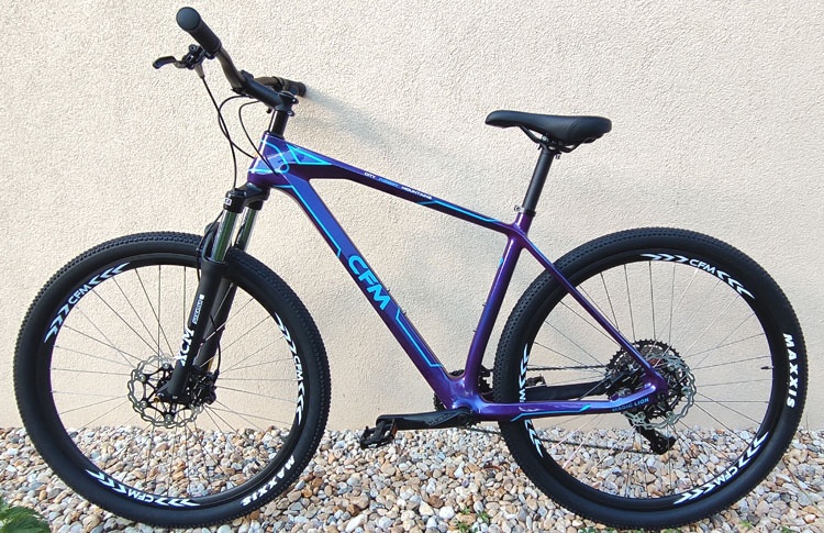 Karbónový horský bicykel CFM - 2
