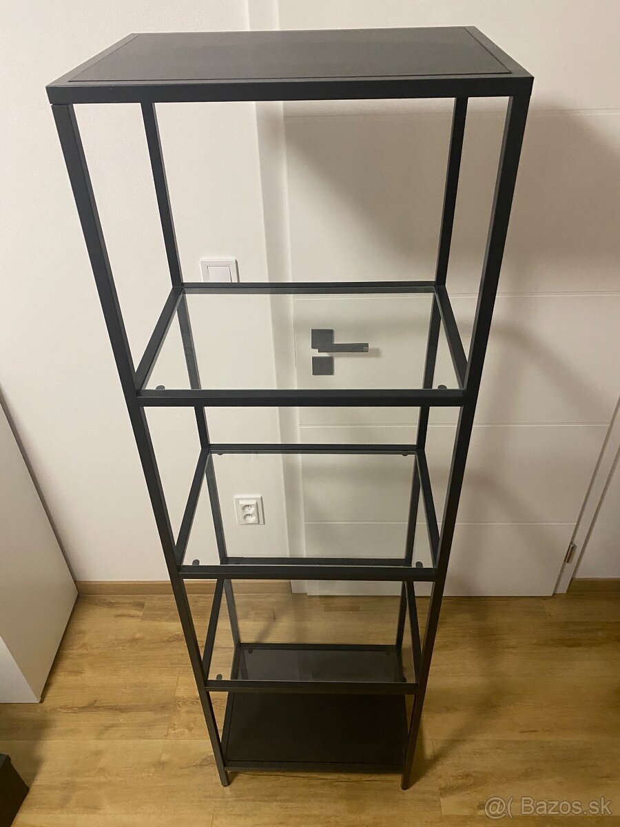 Predám vitrínu Ikea - 2