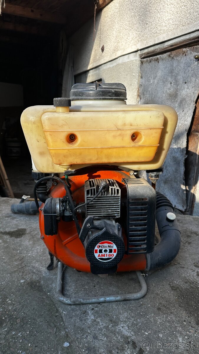 Motorový postrekovač Oleo Mac AM 180 - 2
