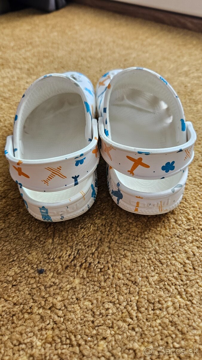 'Crocs' slapky znacka Coqui, v. 27/28 - 2
