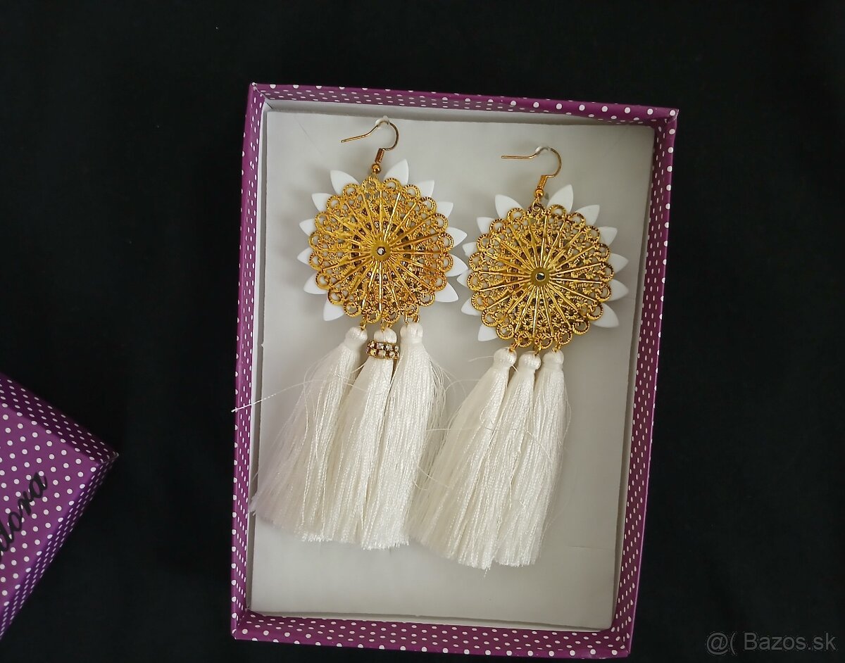 Strapcové náúšnice - nové - 2