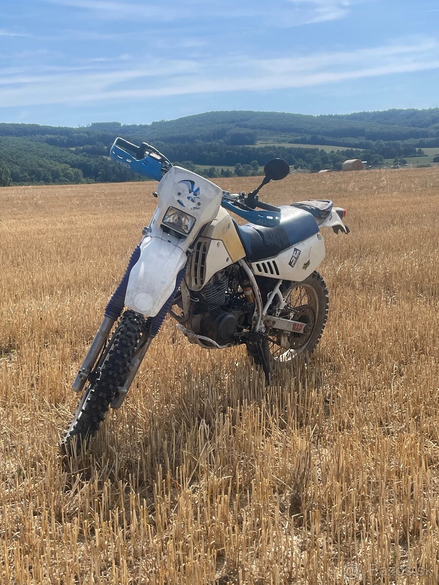 Predám Yamaha TT 350 - 2