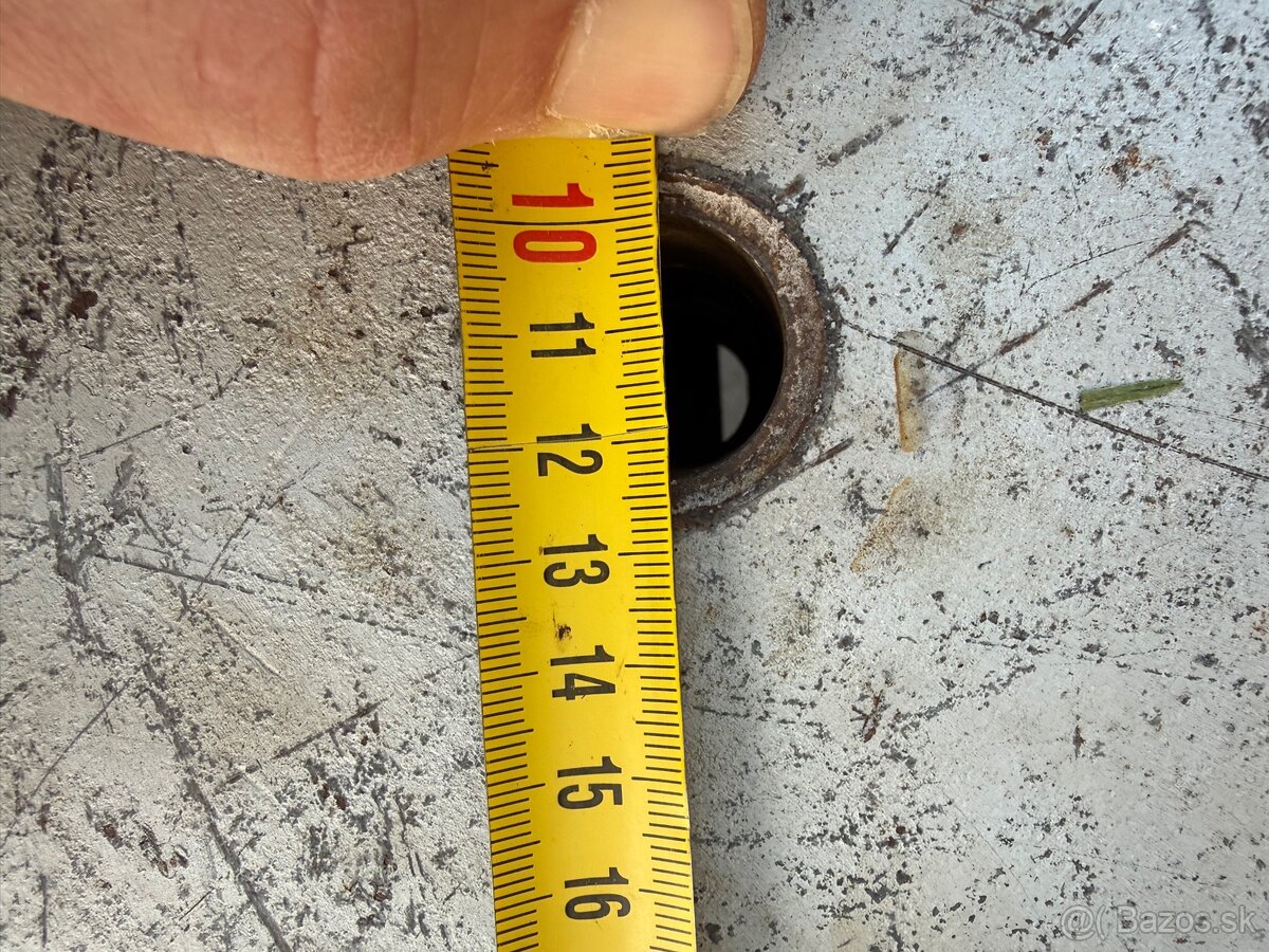 Zavážia na tyč 24mm 40€ komplet - 2