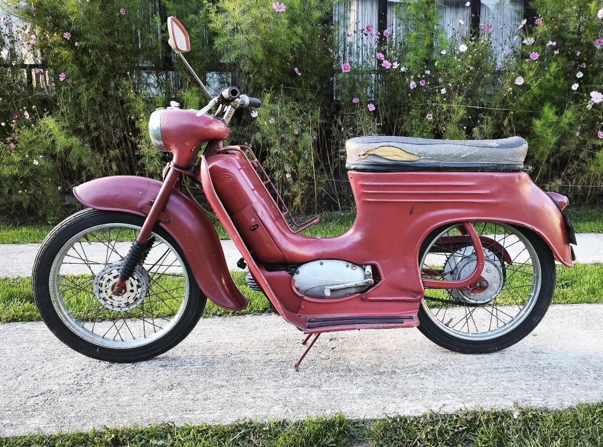 Jawa 555 delux - 2