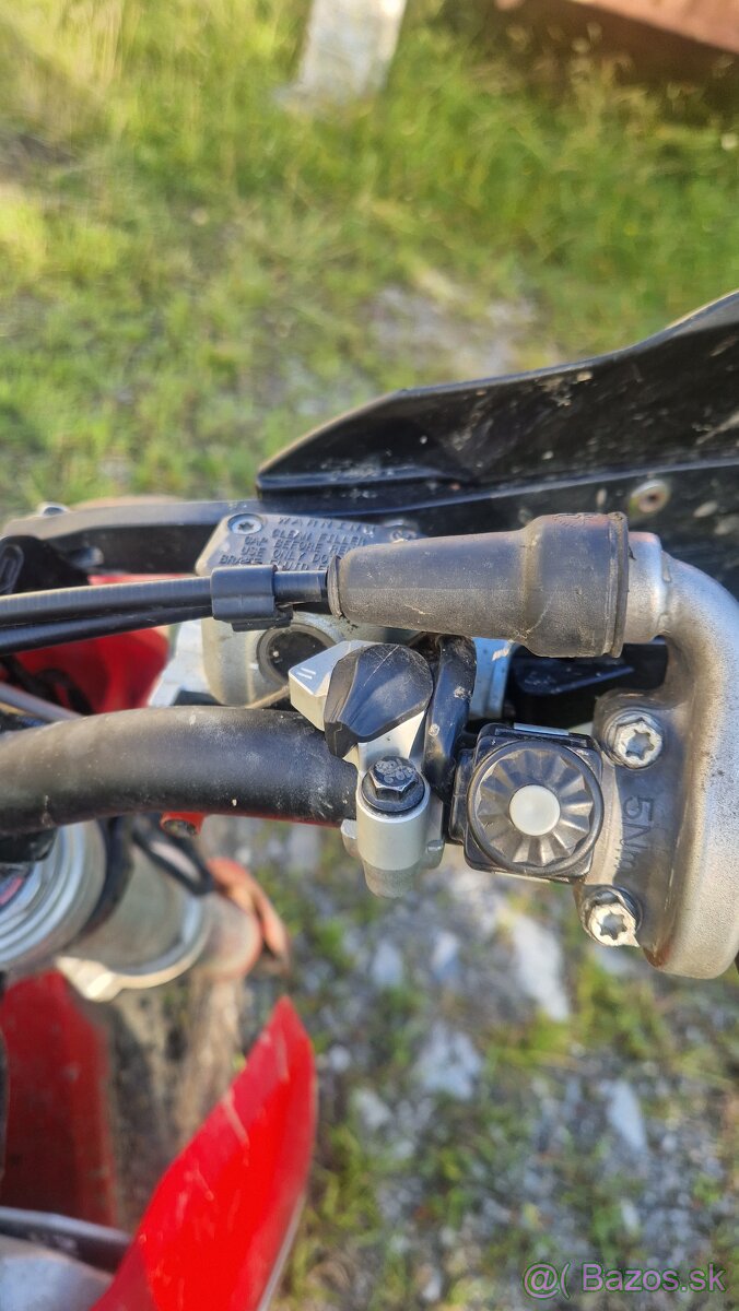 Gas gas
