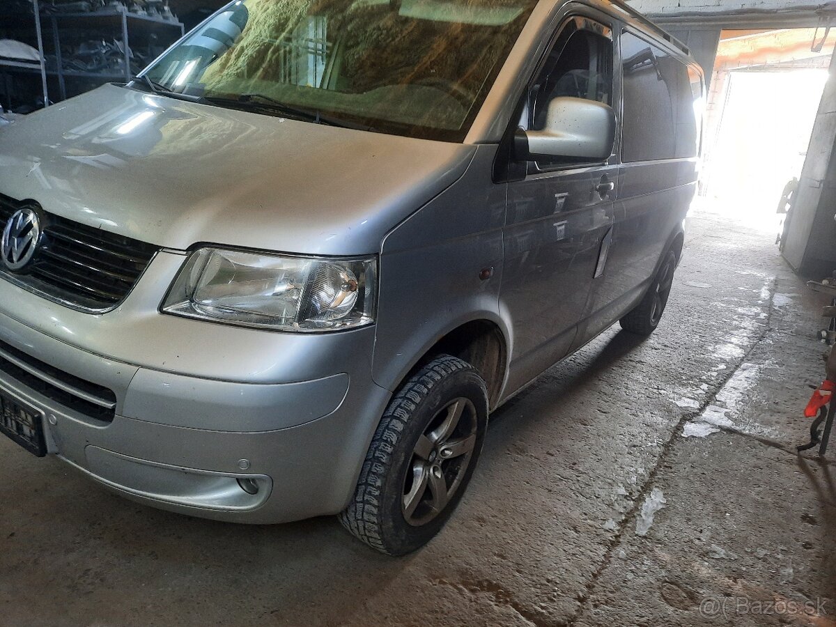 Rozpredam Volkswagen T5 2,5tdi 96kw,128 kw - 2