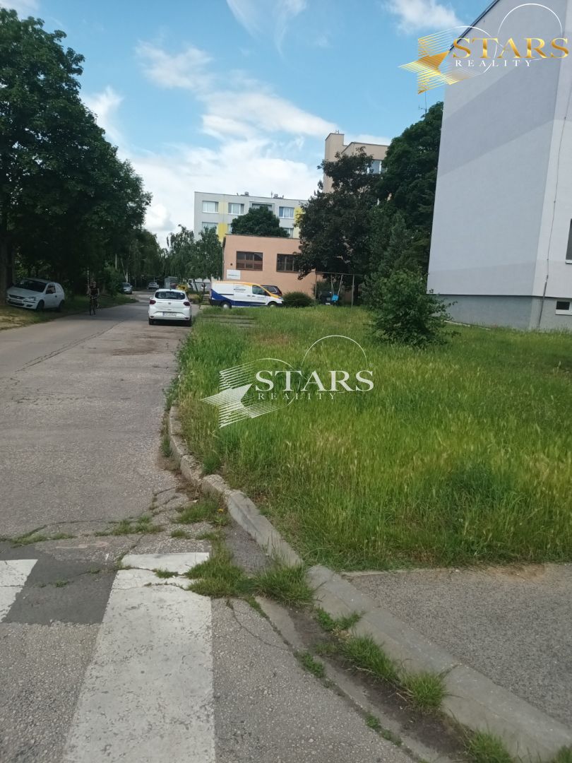 Stavebný pozemok Senec - 2