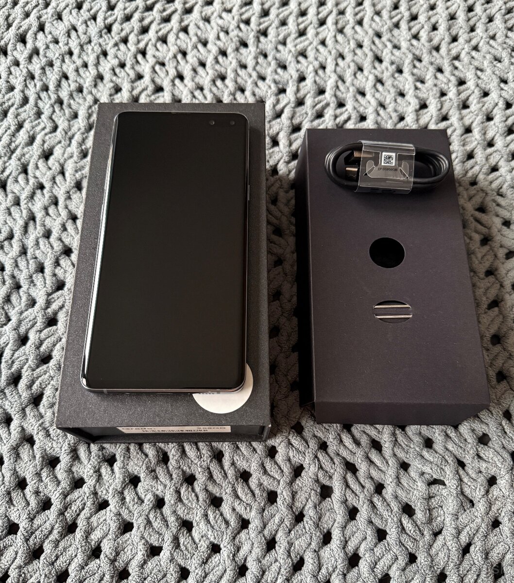 Samsung Galaxy S10 5G 256GB Black - 2