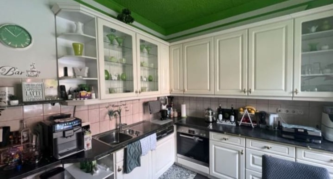 Venkovská vestavěná kuchyně se spotřebiči,5657 - 2