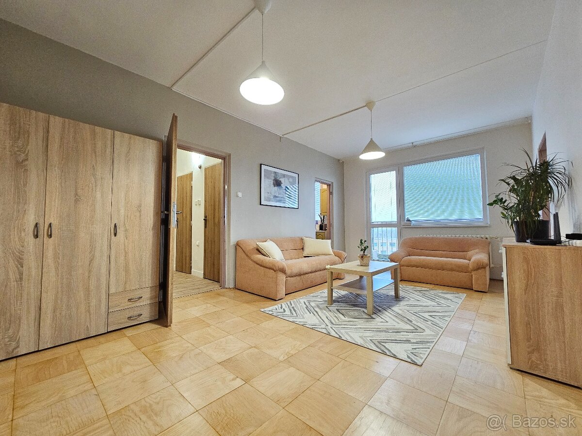 Prenájom 4 izbový byt Trieda SNP, Terasa - Košice - 2