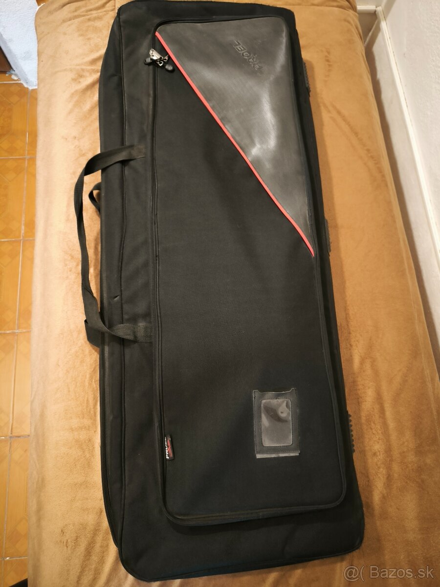 Yamaha Portable Grand DGX 230 - 2