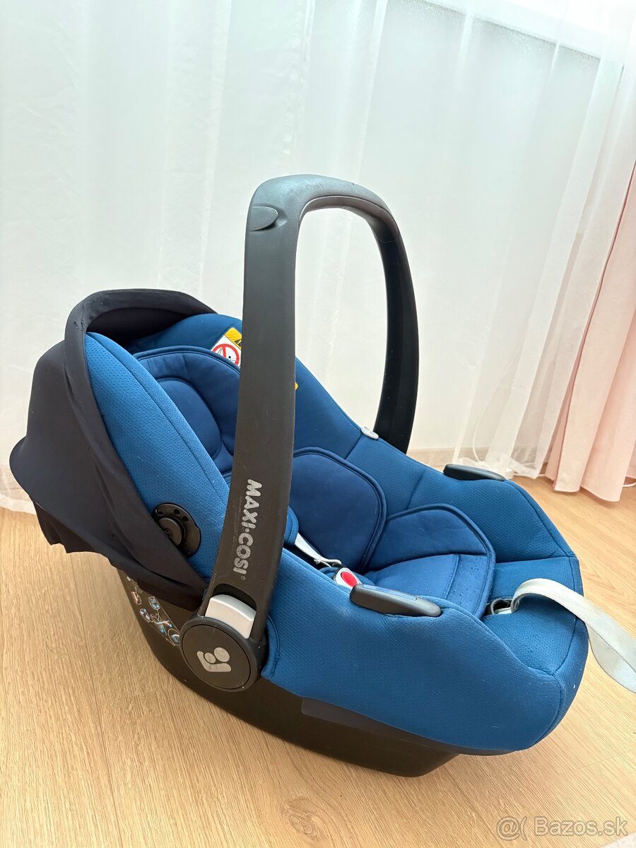 Maxi-cosi autosedačka 40-75 cm Essential Blue vajíčko do aut - 2