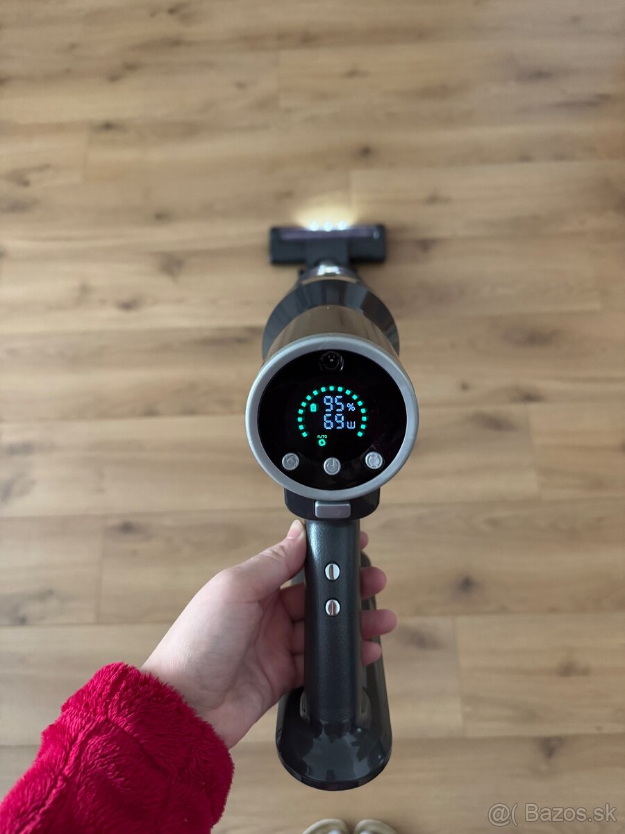 Digitálny akumulátorový vysávač - 2