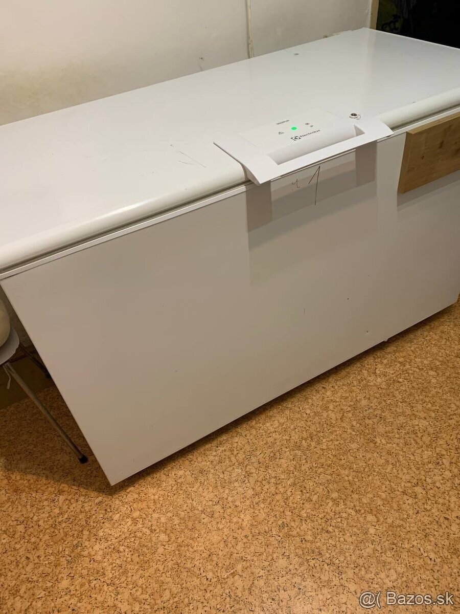 Electrolux truhlicový mrazák - 2