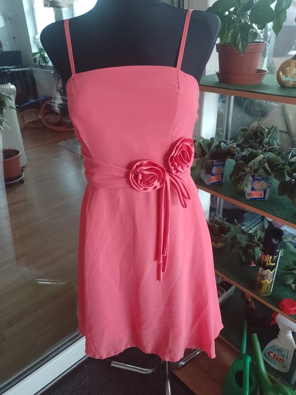 Šaty pre slečnu veľkosť S/7€+packeta - 2