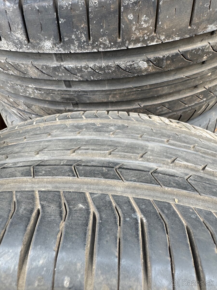 Continental PremiumContact5 225/60 R17 - 2