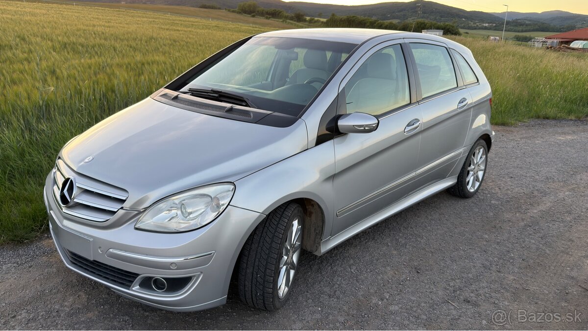 Mercedes B 200cdi automat - 2