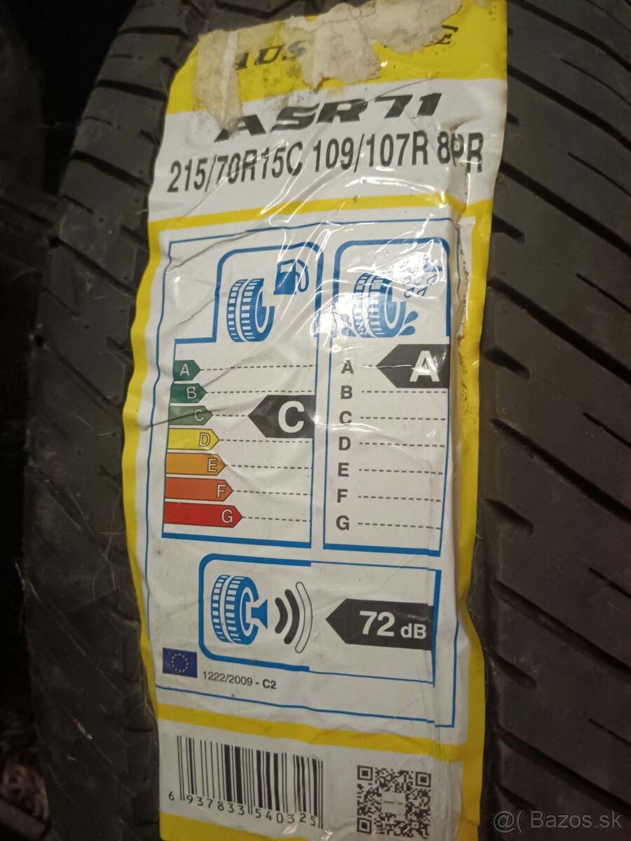 Predám zimné pneumatiky 215/70 R15C - 2