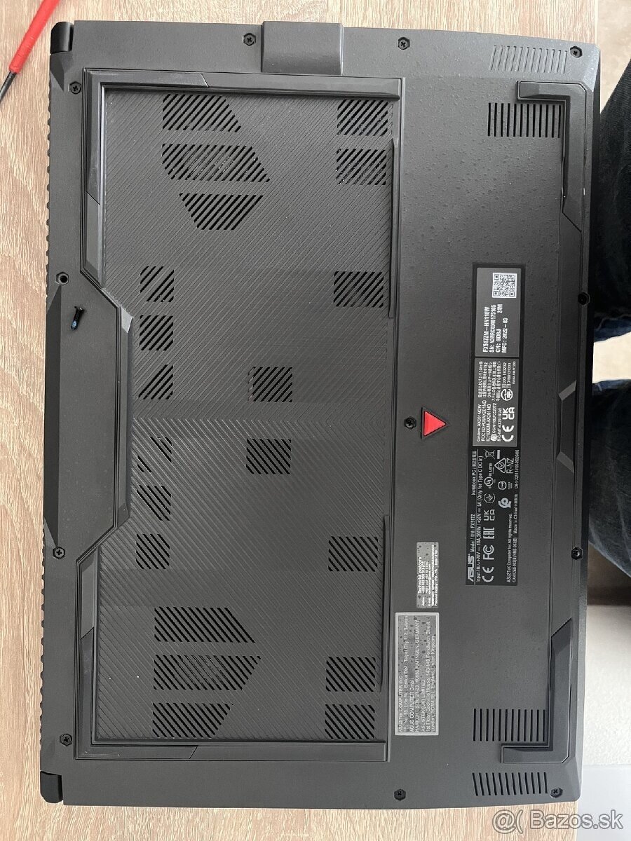 Predám herný notebook ASUS TUF Dash F15 - 2