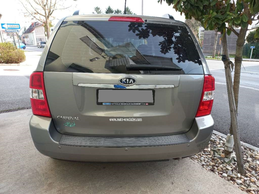 2010 KIA CARNIVAL 2.2 CRDi AT 7-miestne - 2