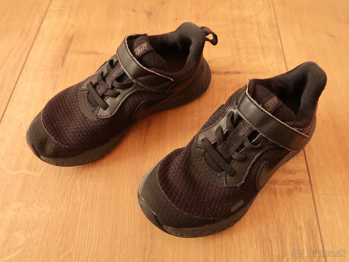 Tenisky NIKE č. 28,5 (18,2 - 18,5 cm) - TOP STAV - 2