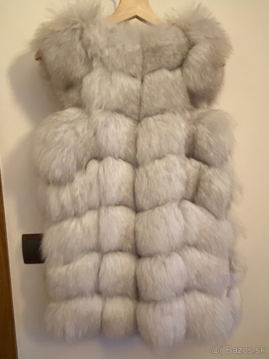 Krásna dámska vesta - 2