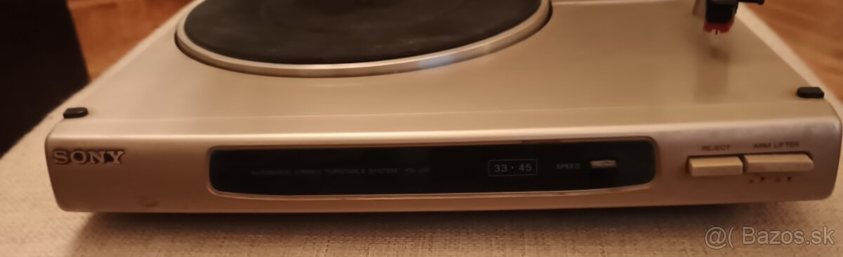 Gramoprehrávač_šasi s káblami prepojenia - 2