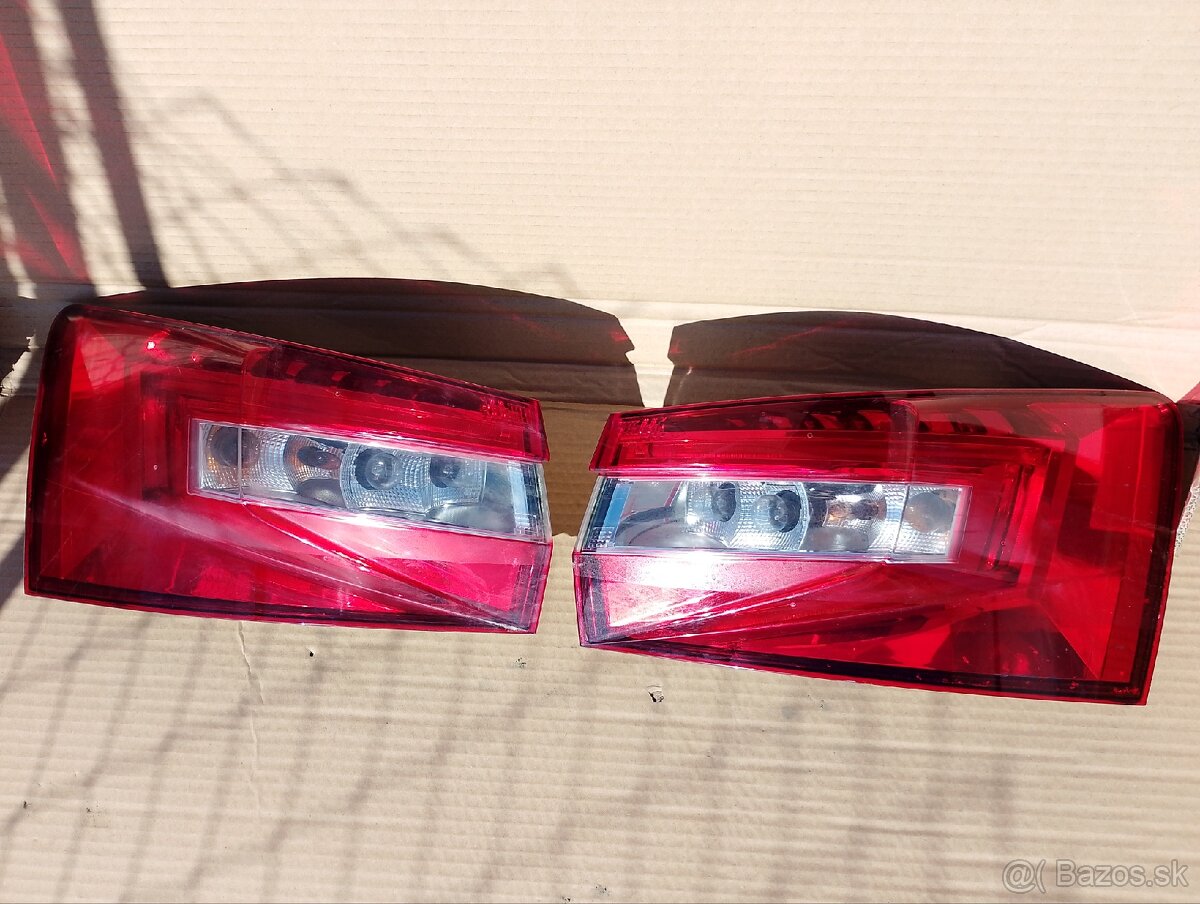 Zadné svetlá Superb 3 - 2