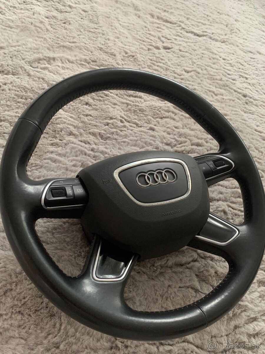 Audi volant A6 - 2