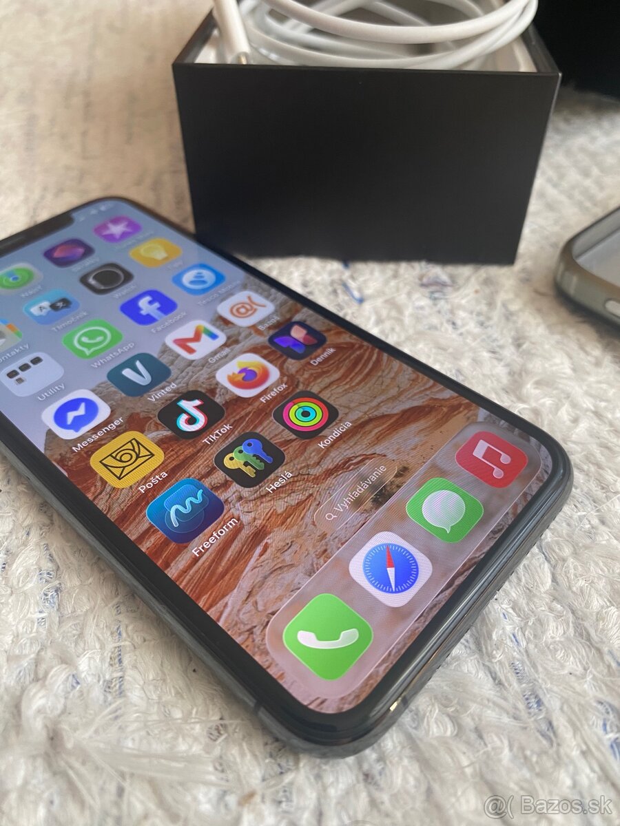 iPhone 11 Pro - 2