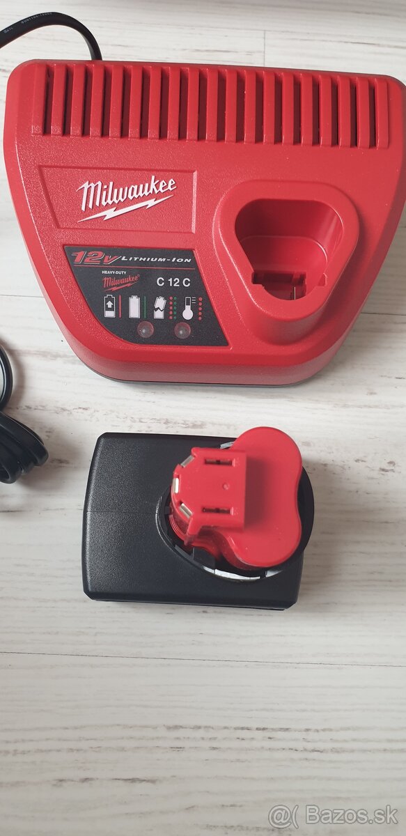 Milwaukee M12 B4 - 2