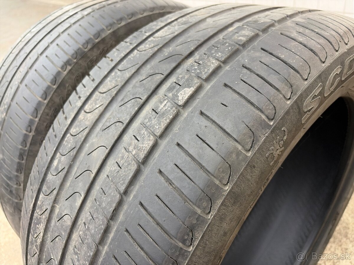285/40 R21 Pirelli Scorpion - 2