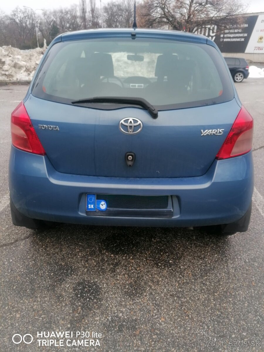 Toyota yaris - 2